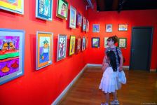 Gözəlliklər və xəyallar dünyasına maraqlı səyahət - "Leonardo Art School Baku" tələbələrinin əsərlərinin sərgisi (FOTO)