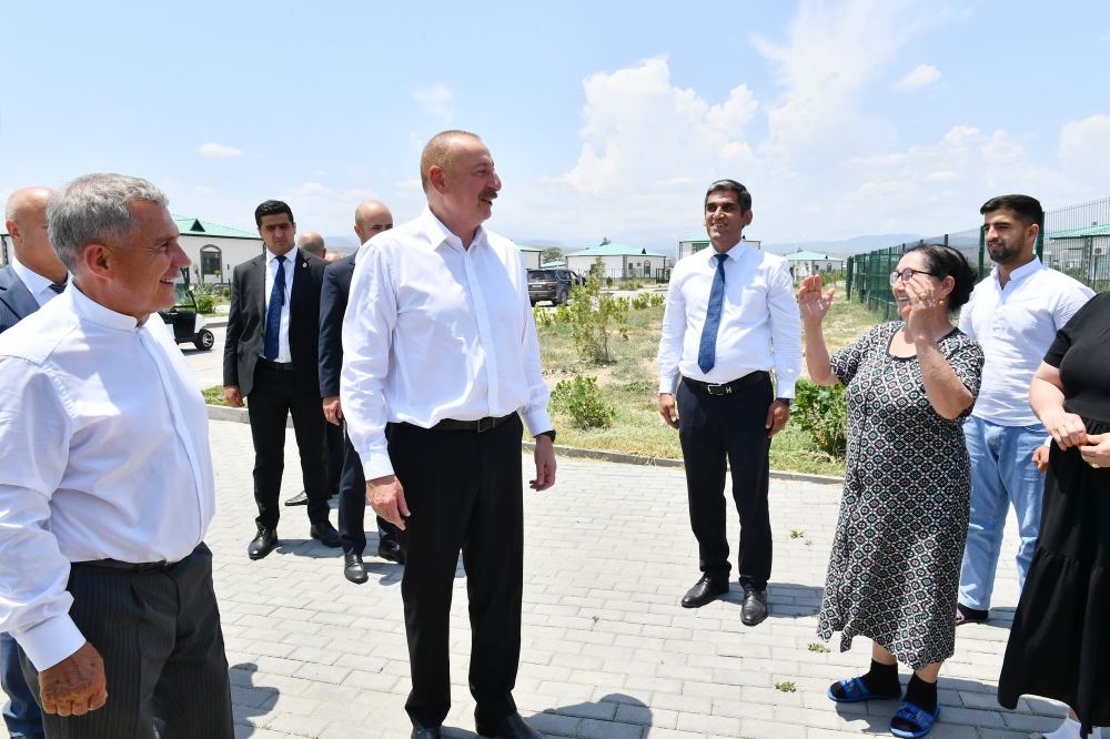 Prezident İlham Əliyev və Tatarıstanın Rəisi Rüstəm Minnixanov Zəngilan rayonunun Ağalı kəndində olublar (FOTO/VİDEO) (YENİLƏNİB)