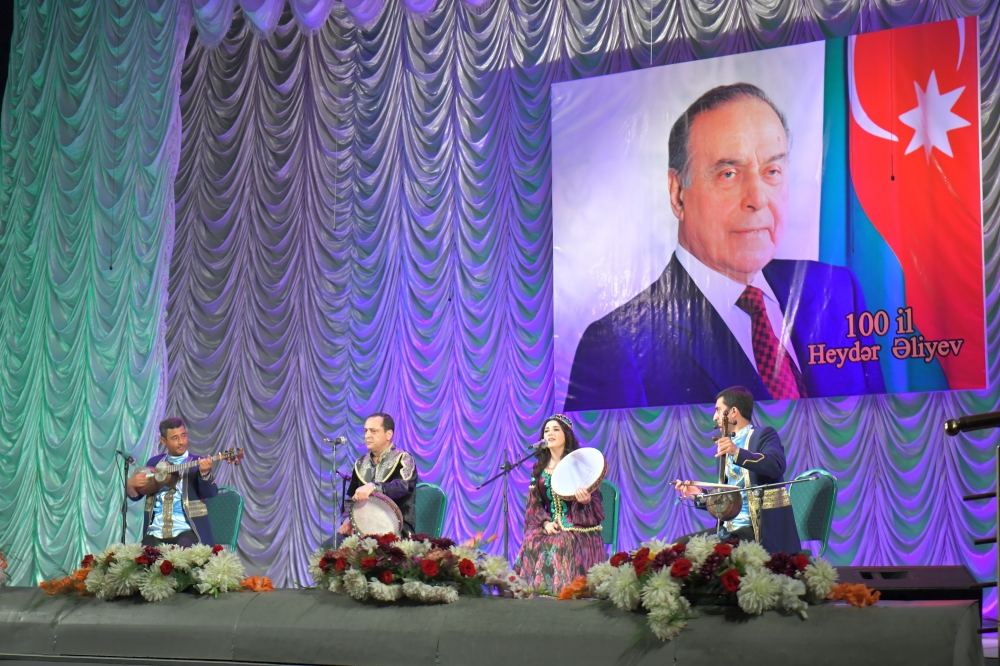 Ümummilli Lider Heydər Əliyevin 100 illik yubileyi Tacikistanda silsilə tədbirlərlə qeyd edilir