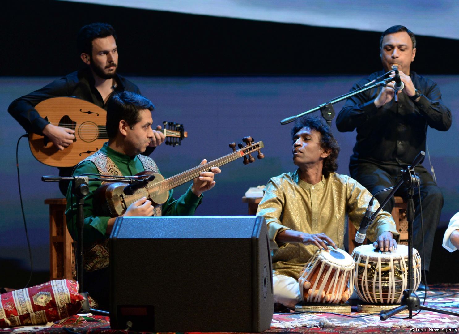 Heydər Əliyev Sarayında “Muğam aləmi” 6-cı Beynəlxalq Musiqi Festivalının açılışı olub (FOTO)