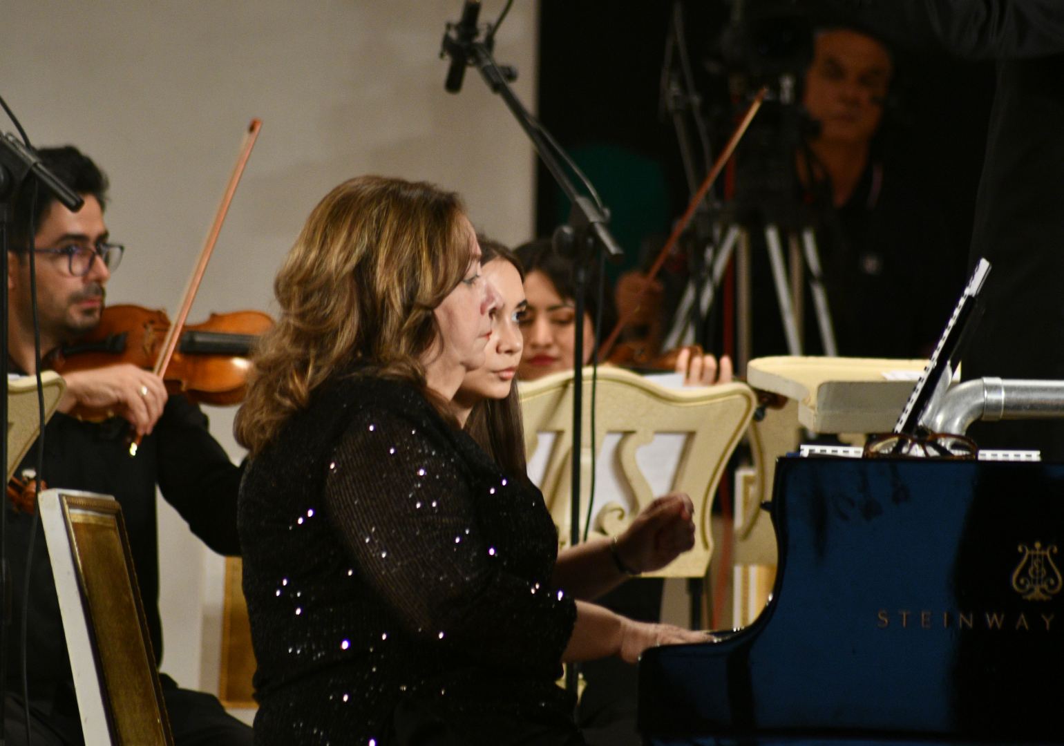 Filarmoniyada Qara Qarayev adına Azərbaycan Dövlət Kamera Orkestrinin konserti təşkil olunub (FOTO)