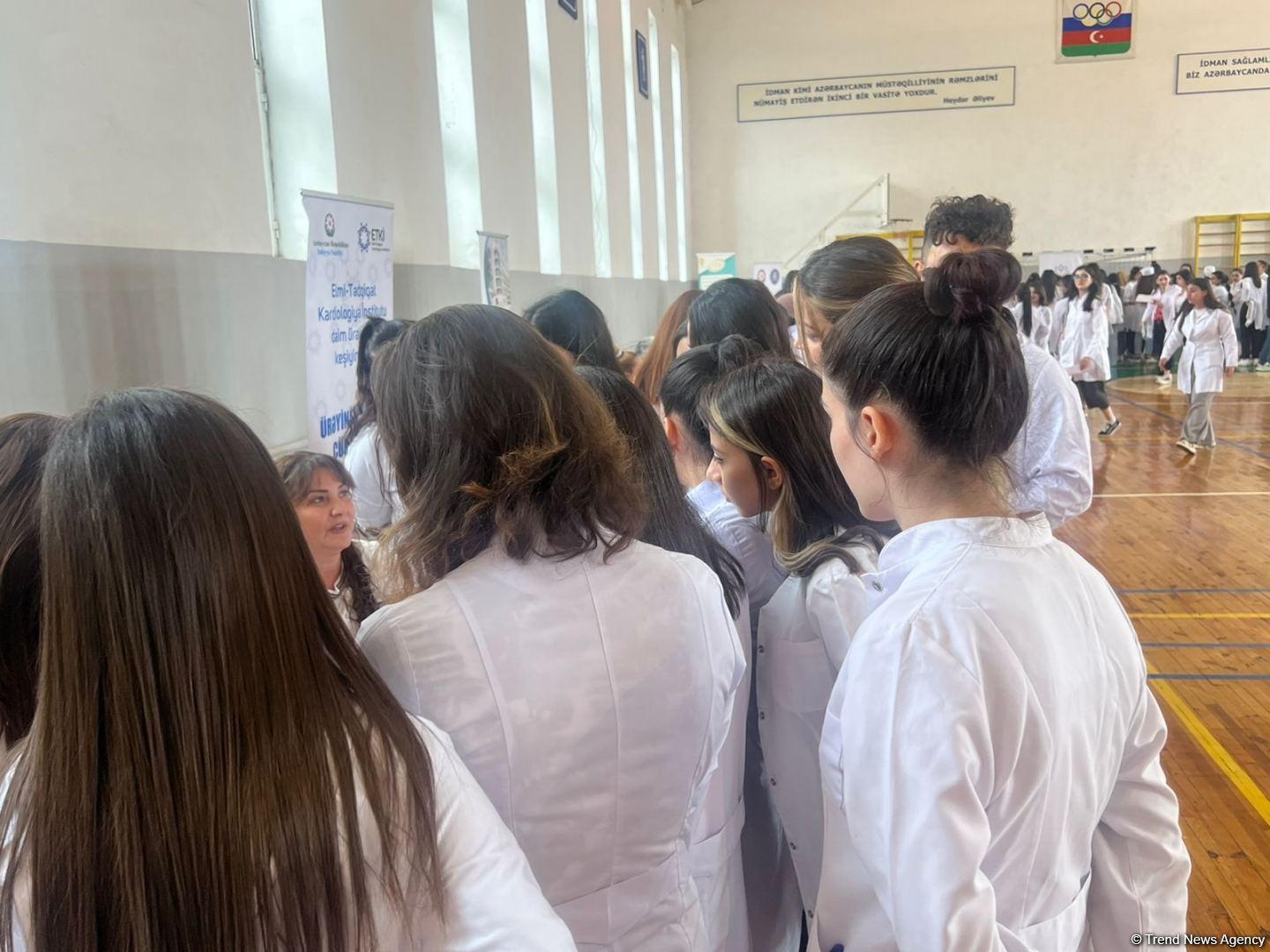 2 nömrəli Bakı Baza Tibb Kollecində “Karyerada ilk addım” məşğulluq yarmarkası keçirilir (FOTO)