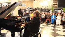 Bakı Kitab Mərkəzində 2-ci Beynəlxalq Piano Festivalı çərçivəsində poeziya və musiqi gecəsi keçirilib (FOTO/VİDEO)