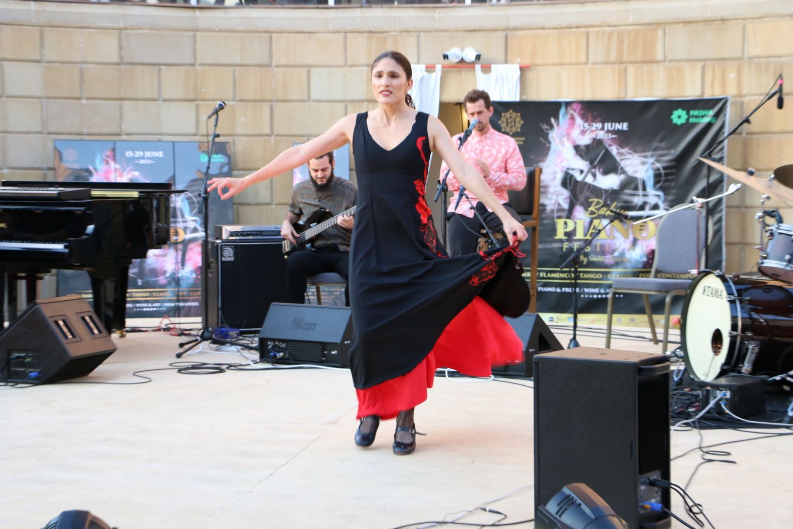 Bakı Piano Festivalında Max Villaveccia & Los Auroranın konserti (FOTO/VİDEO)