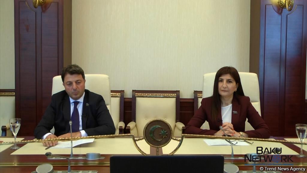 Azərbaycanlı və türkiyəli deputatlar telekörpüdə gündəmi müzakirə edib - Milli Məclis və “Baku Network”un yeni layihəsi (FOTO/VİDEO)