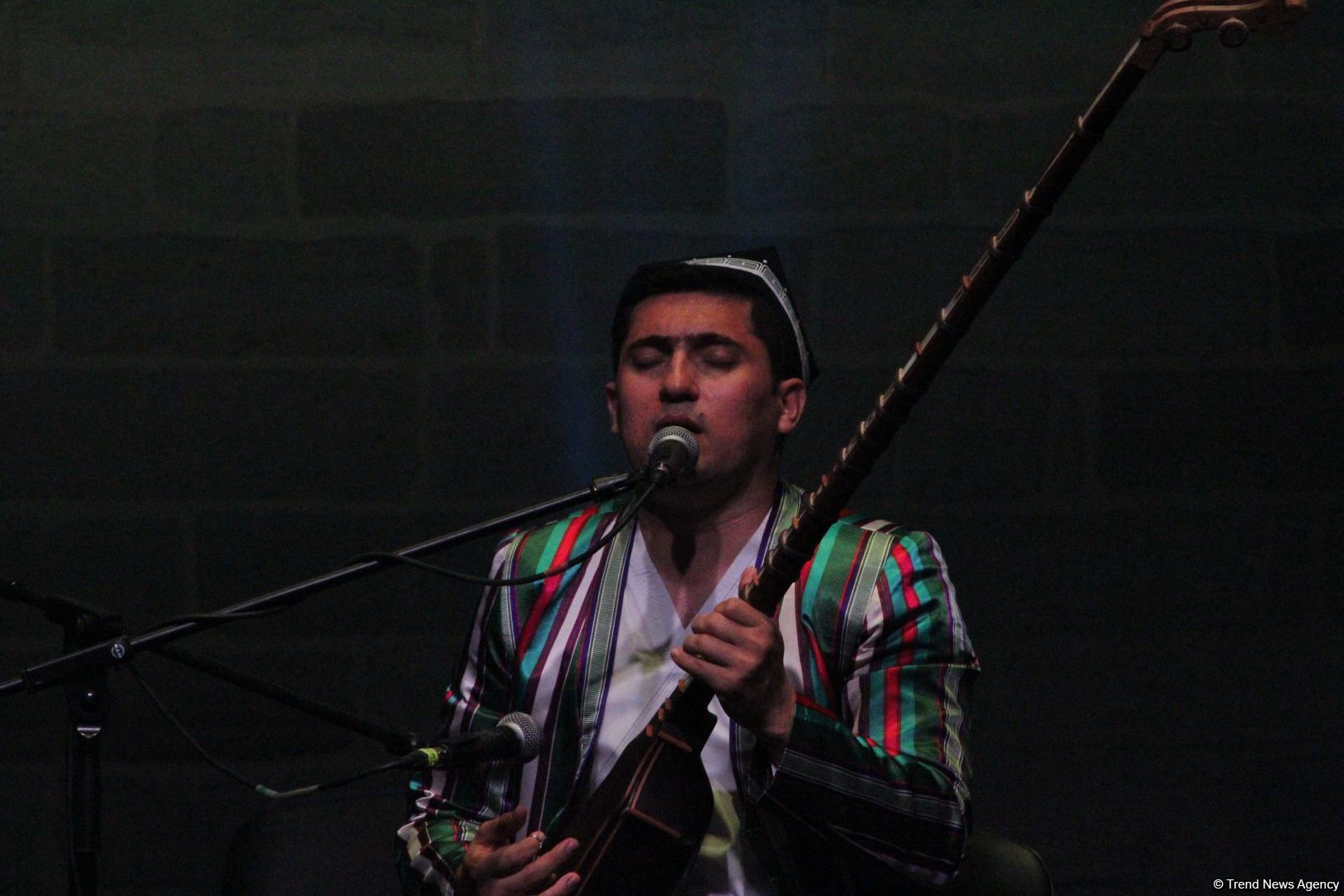 Valehedici sədalar - "Muğam aləmi" festivalı çərçivəsində Bakıda Özbəkistan və Tacikistan musiqiçilərinin konserti keçirilib (FOTO)
