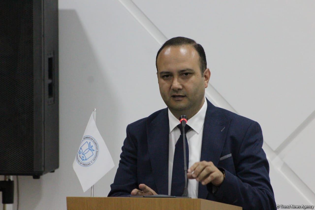 Azərbaycan İlahiyyat İnstitutunda Məzun Günü keçirilib (FOTO)