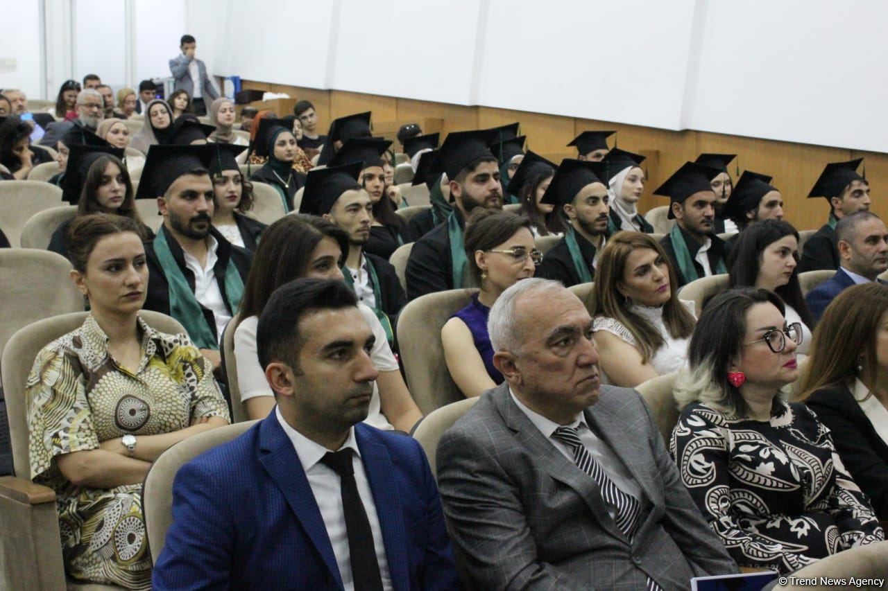 Azərbaycan İlahiyyat İnstitutunda Məzun Günü keçirilib (FOTO)