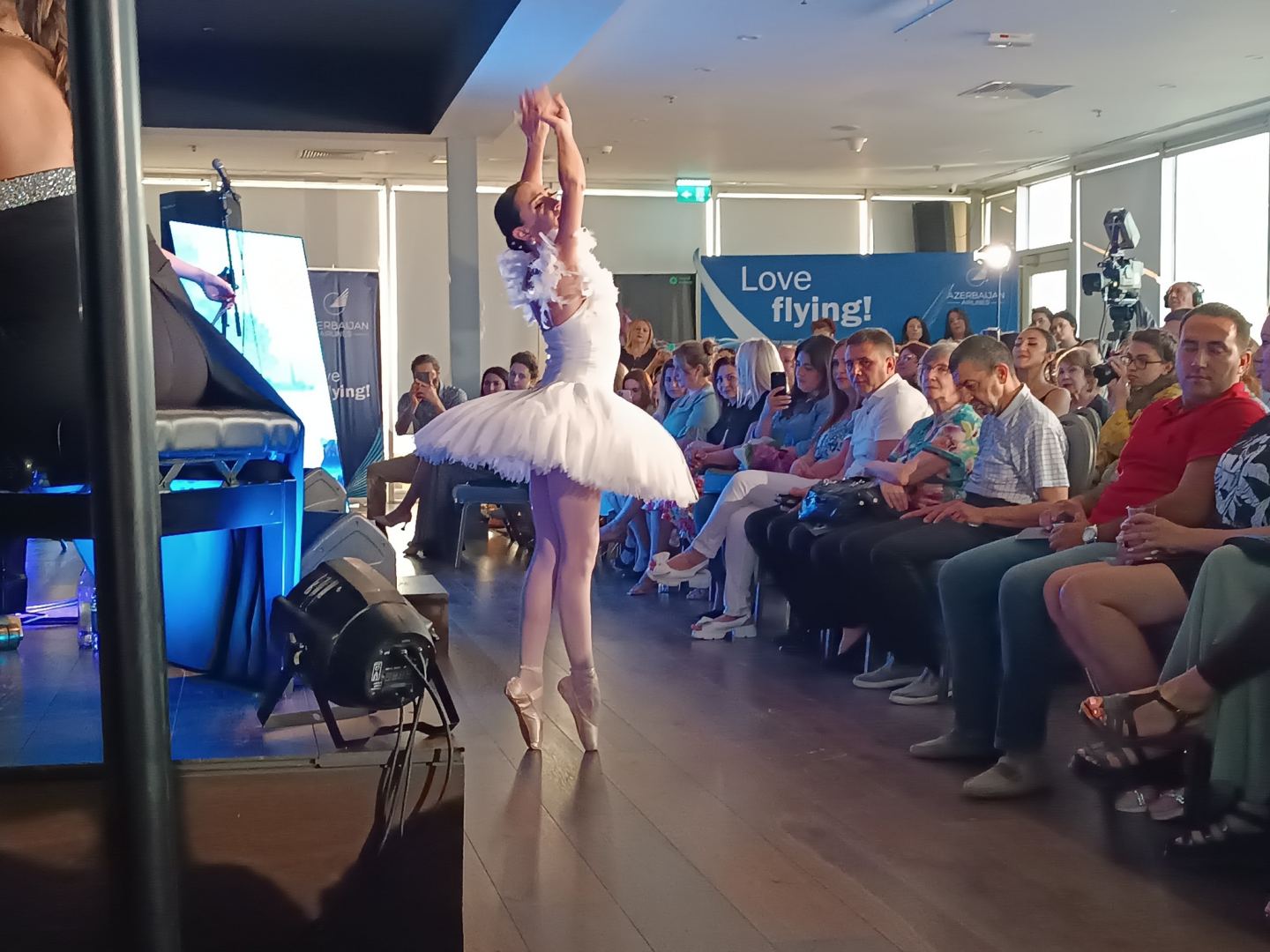 Bakı Piano Festivalı çərçivəsində “Violonçel tarixi” adlı musiqili tamaşa nümayiş olunub (FOTO/VİDEO)