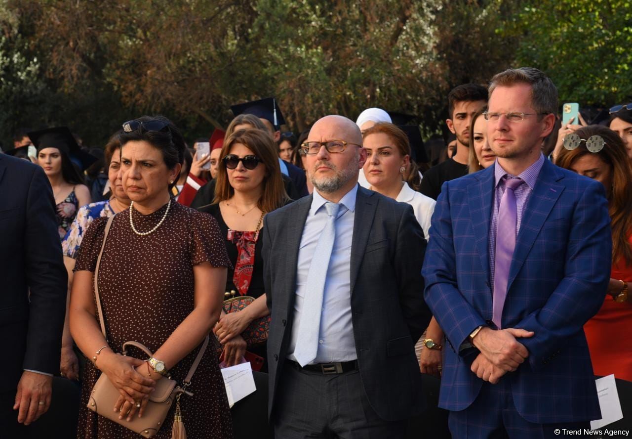 ADU-da “Məzun günü” keçirilib (FOTO)