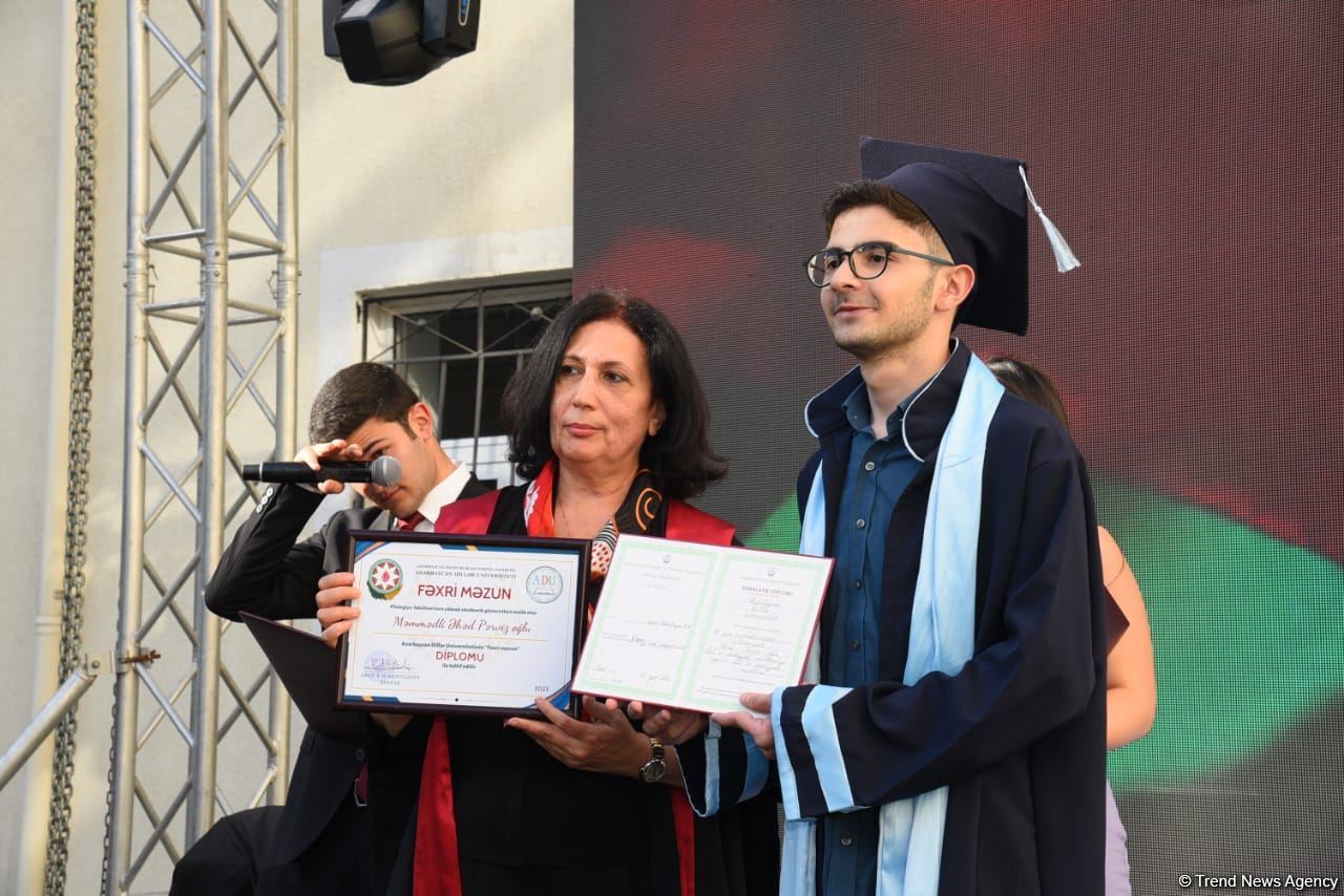 ADU-da “Məzun günü” keçirilib (FOTO)