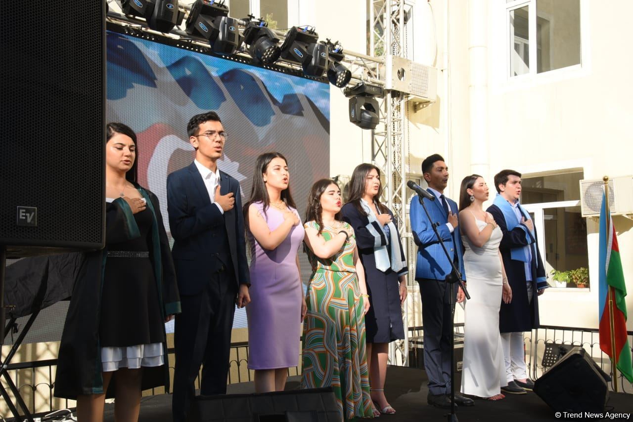 ADU-da “Məzun günü” keçirilib (FOTO)