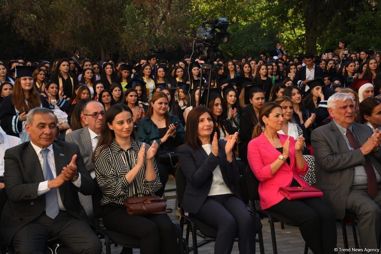 ADU-da “Məzun günü” keçirilib (FOTO)