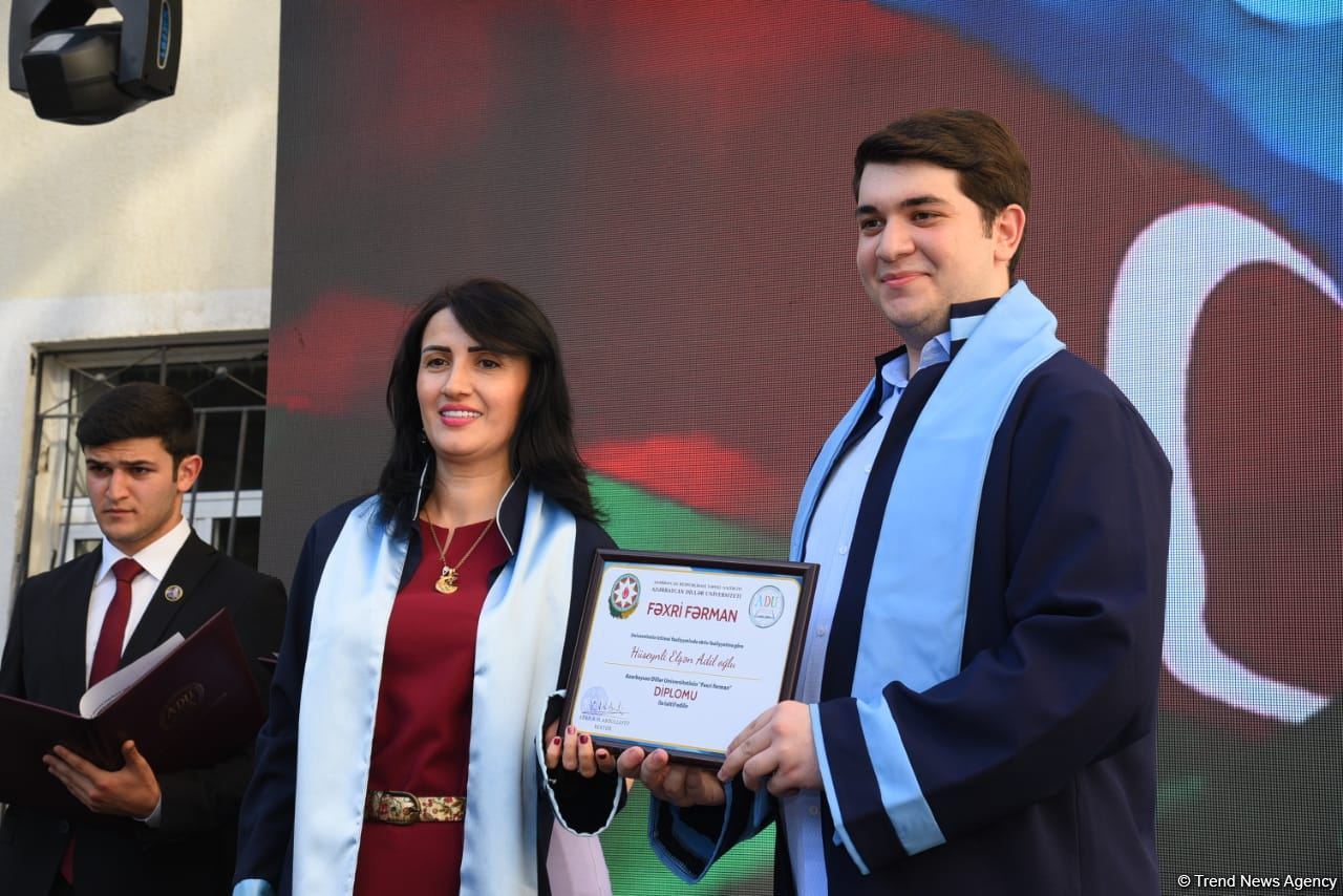 ADU-da “Məzun günü” keçirilib (FOTO)