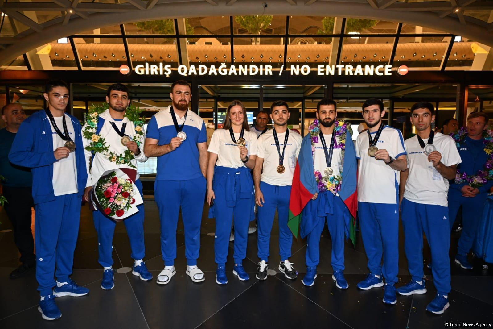III Avropa Oyunlarında iştirakını başa vurmuş idmançılarımız Vətənə geri dönüb (FOTO)