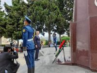 Numan Kurtulmuş Fəxri xiyabanı, Şəhidlər xiyabanını və Türk Şəhidliyi abidəsini ziyarət edib (FOTO)