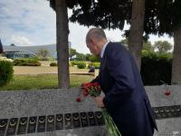 Numan Kurtulmuş Fəxri xiyabanı, Şəhidlər xiyabanını və Türk Şəhidliyi abidəsini ziyarət edib (FOTO)