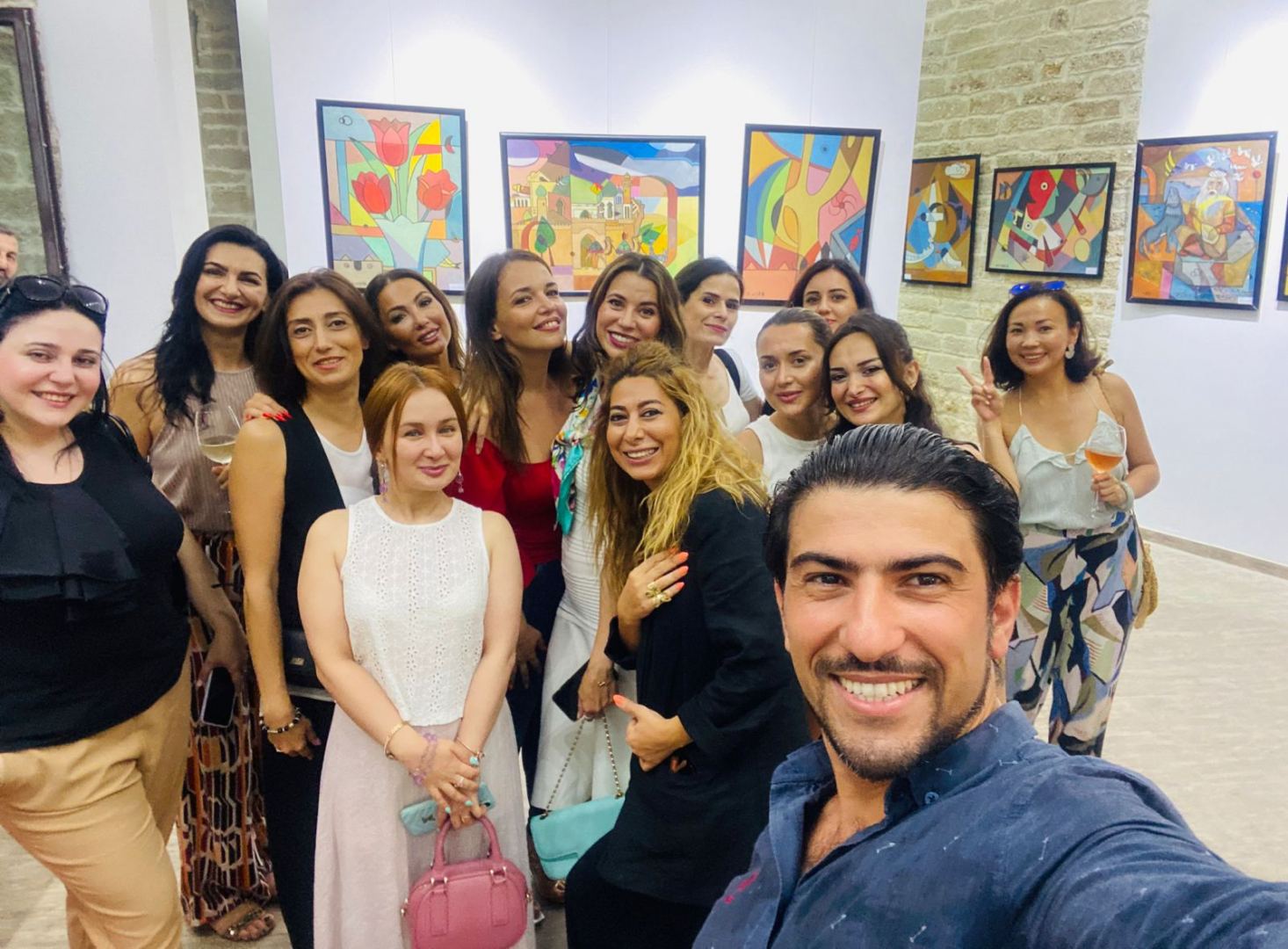 Tanınmış rəssam-rejissor Nazim Məmmədovun xatirə sərgisi açılıb (FOTO)