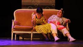 Sumqayıt Dövlət Dram Teatrı Lənkəranda "Öldür məni, canciyər" komediyasını oynayıb