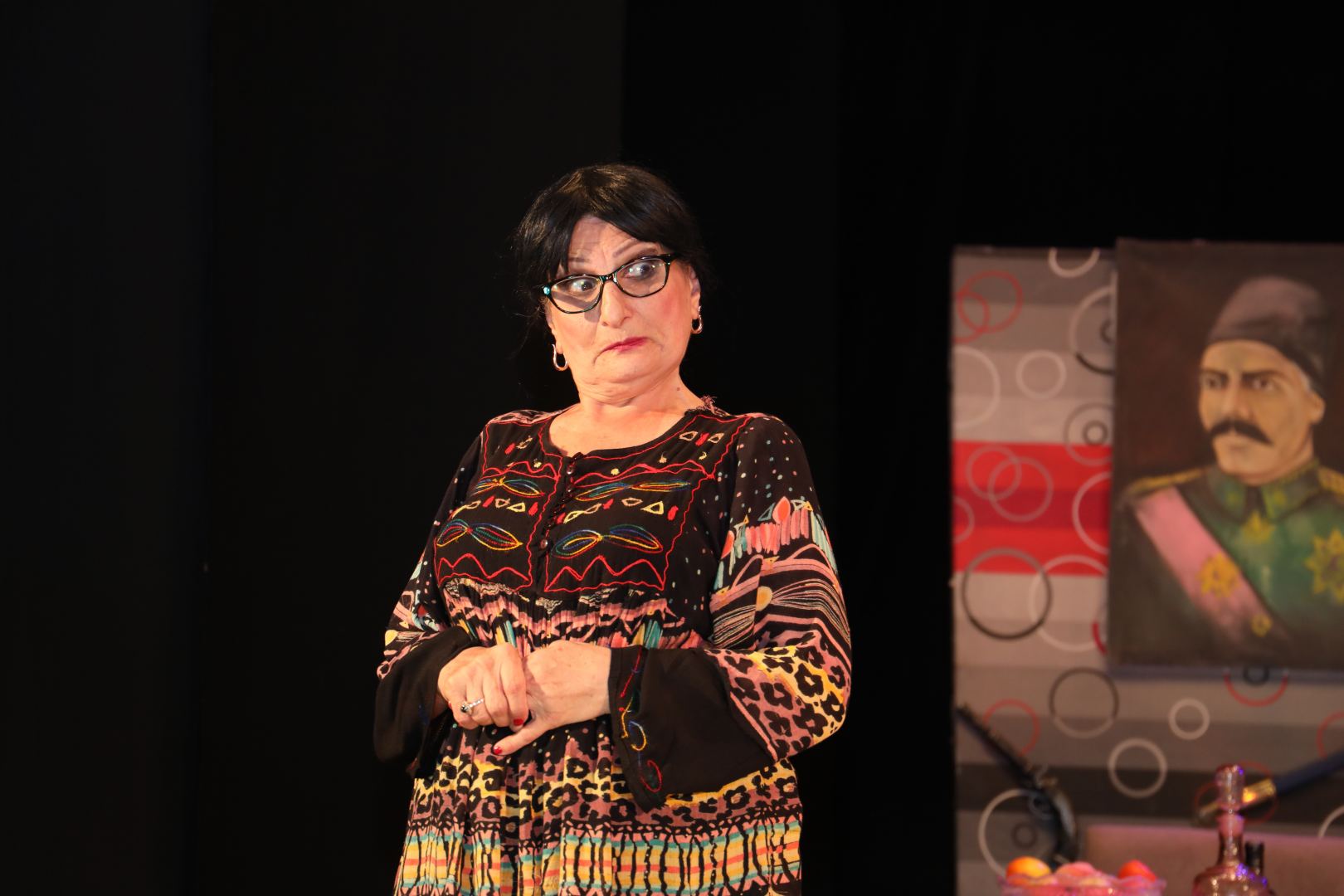 Sumqayıt Dövlət Dram Teatrı Lənkəranda "Öldür məni, canciyər" komediyasını oynayıb