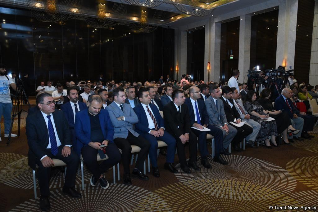 Milli Mətbuatın 148 illiyinə həsr olunmuş konfrans keçirildi (FOTO)