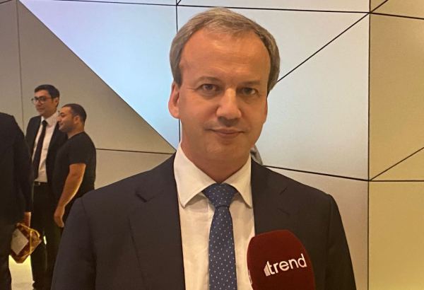 Azərbaycan Şahmat Federasiyası bu idman növünün təbliğində ən fəal ölkələrdən biridir - FIDE prezidenti (Eksklüziv)