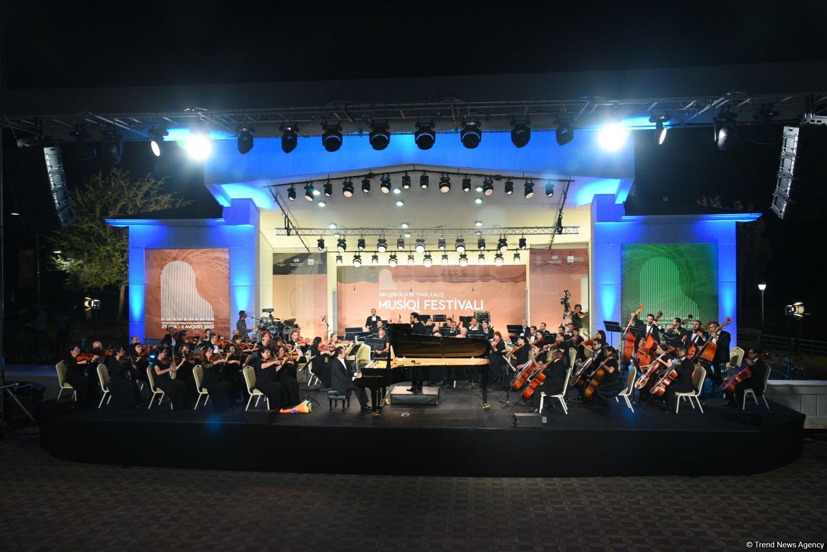Raxmaninovun musiqisi və Şekspirin sonetləri - Qəbələ Beynəlxalq Musiqi Festivalı çərçivəsində möhtəşəm konsert (FOTO)