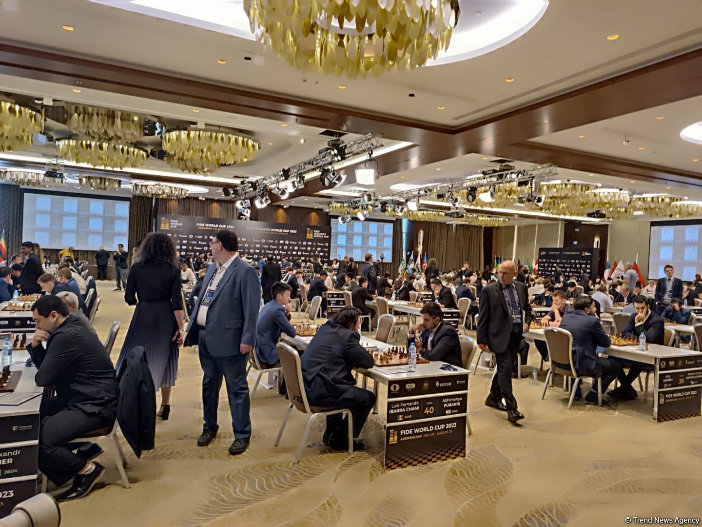 Bakıda 300-dən çox şahmatçının iştirakı ilə FİDE Dünya Kuboku start götürüb (FOTO)
