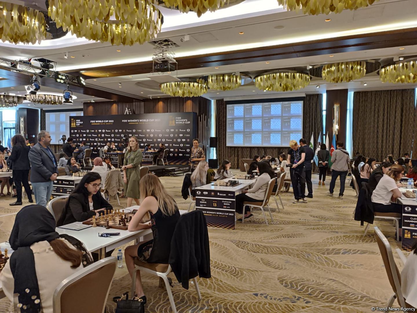 Bakıda 300-dən çox şahmatçının iştirakı ilə FİDE Dünya Kuboku start götürüb (FOTO)