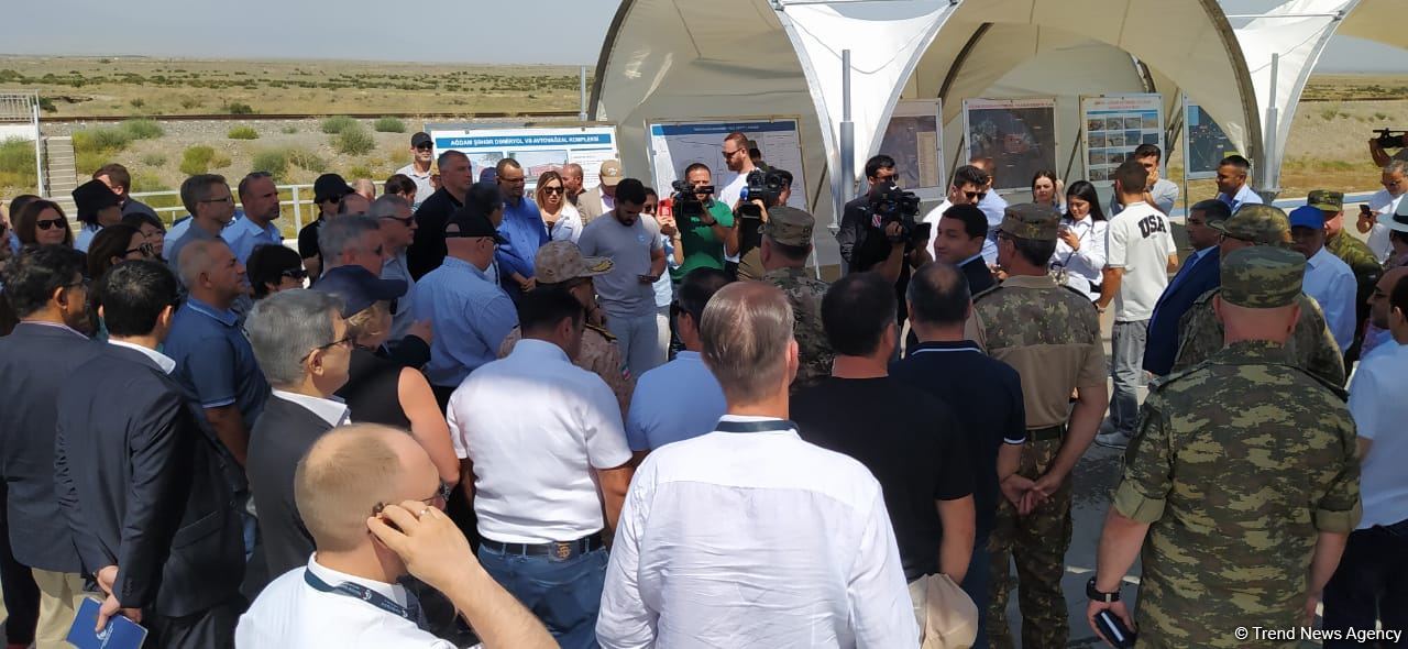 Azərbaycandakı diplomatik korpus üzvlərinin Ağdama səfəri başlayıb (FOTO)