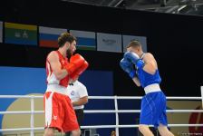 Azərbaycan boksçusu Nicat Hüseynov yarımfinala yüksəlib (FOTO)