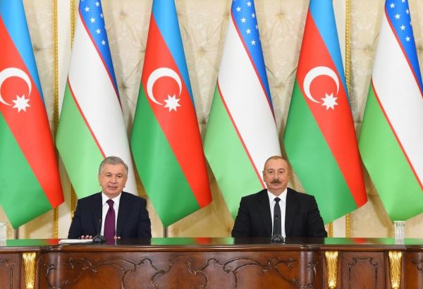 Şavkat Mirziyoyev: Azərbaycan və Özbəkistan aviareyslərin sayının artırılması barədə razılığa gəlib