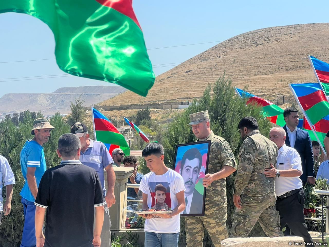 Daşaltıda 31 il əvvəl itkin düşən şəxsin meyitinin qalıqları dəfn olundu (FOTO/VİDEO)