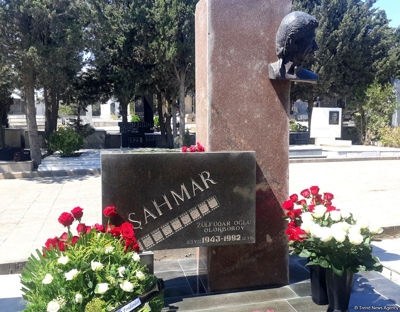 Əsl sənətkar və saf qəlbli insan... - Bakıda Şahmar Ələkbərovun xatirəsi yad edildi (FOTO)