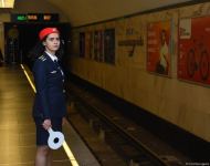 Metro yeni tədris ilinə hazırlaşır (FOTOSESSİYA)