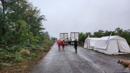Ağdam-Xankəndi yolu AÇILDI - Humanitar yük Qarabağ ermənilərinə yola salındı (FOTO/VİDEO)