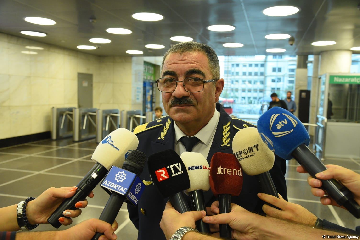 Gündə neçə sərnişin metrodan istifadə edir? - AÇIQLAMA (FOTO)