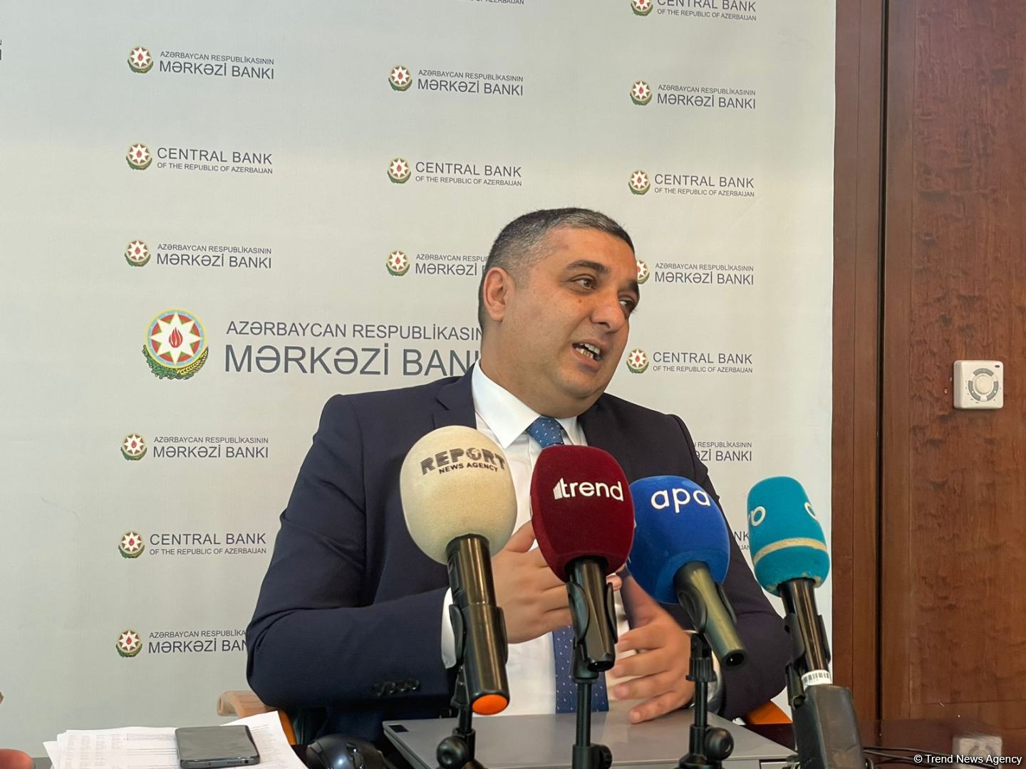 Azərbaycandan xarici ölkələrə fiziki şəxslərin pul köçürmələrinin həcmi açıqlanıb