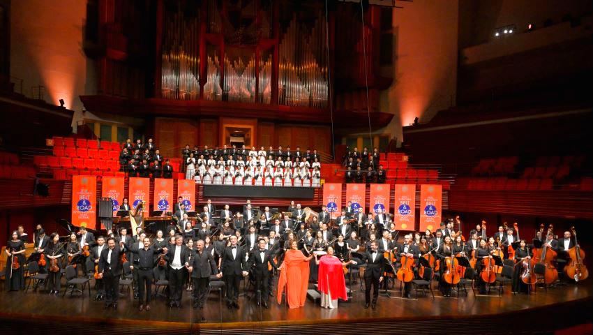 Əməkdar artist Çində keçirilən beynəlxalq musiqi festivalının açılışında çıxış etdi (FOTO)