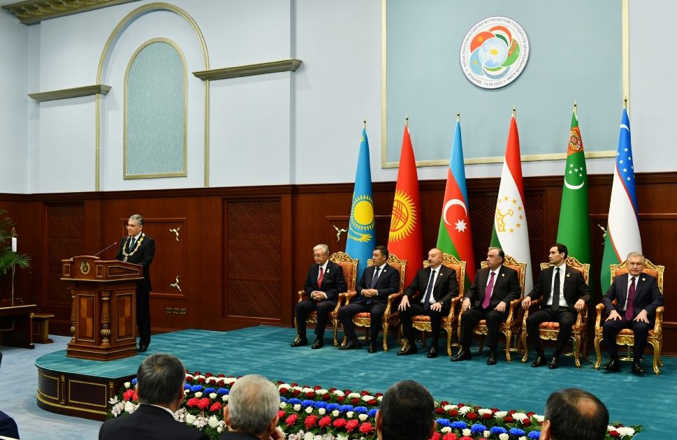 Prezident İlham Əliyev Qurbanqulu Berdiməhəmmədovun təltifolunma mərasimində iştirak edib (FOTO/VİDEO)