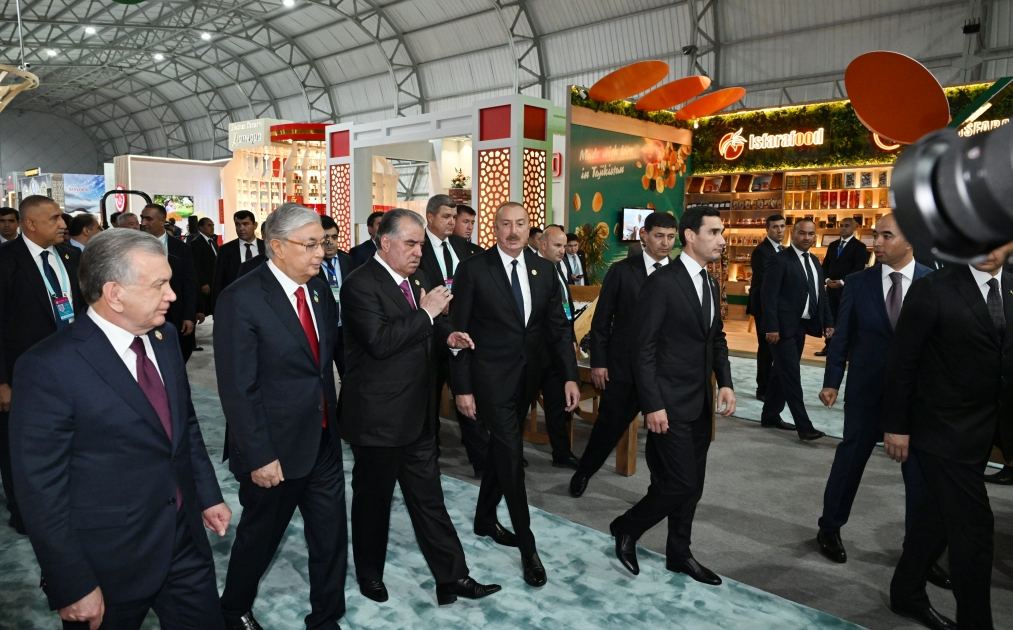 Prezident İlham Əliyev Düşənbədəki “EKSPO Mərkəzi Asiya 2023” sərgisi ilə tanış olub (FOTO/VİDEO) (YENİLƏNİB)