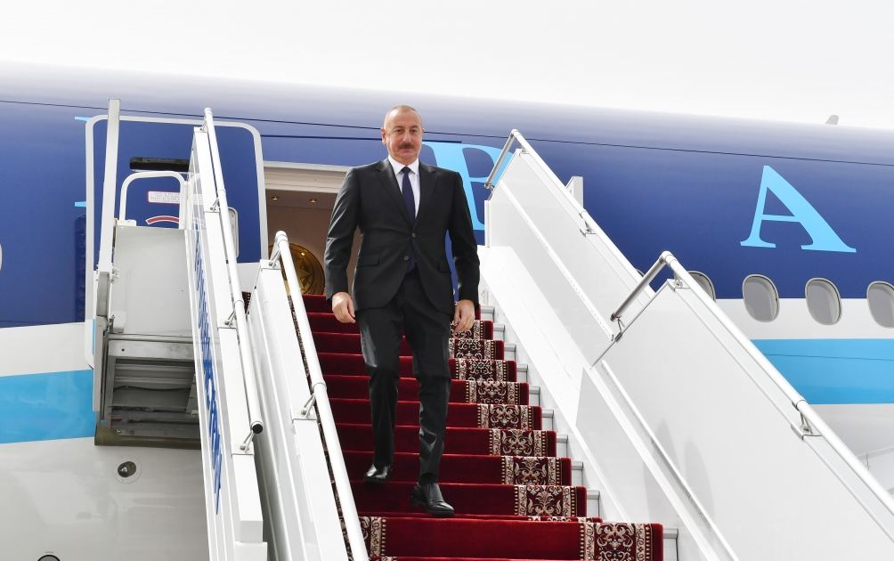 Prezident İlham Əliyev Tacikistana səfərə gəlib (FOTO/VİDEO)