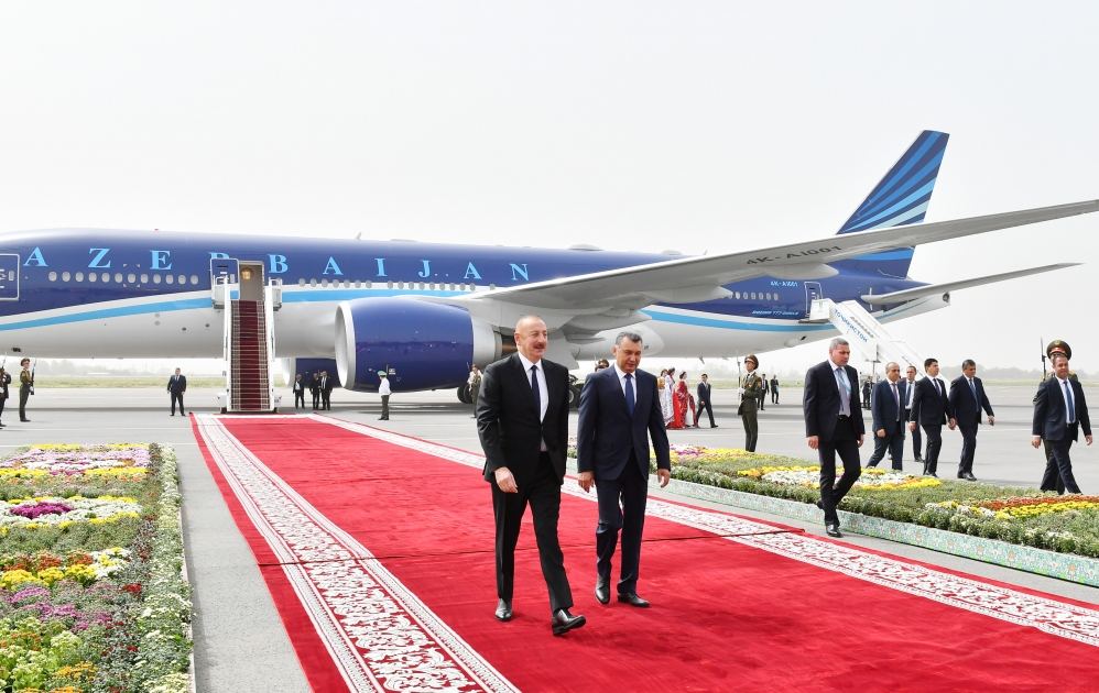 Prezident İlham Əliyev Tacikistana səfərə gəlib (FOTO/VİDEO)