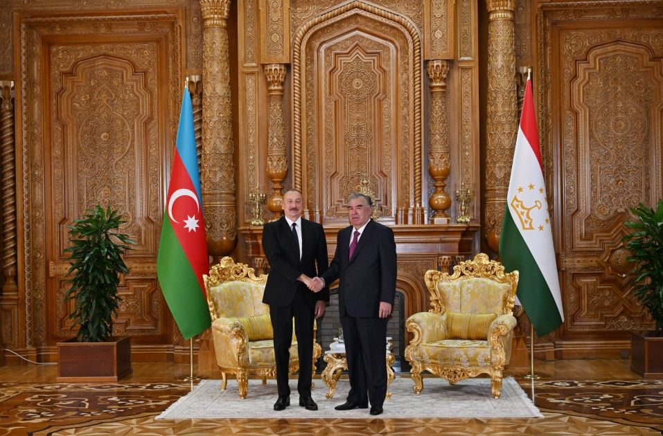Prezident İlham Əliyevin Tacikistan Prezidenti Emoməli Rəhmon ilə təkbətək görüşü olub (YENİLƏNİB) (FOTO/VİDEO)