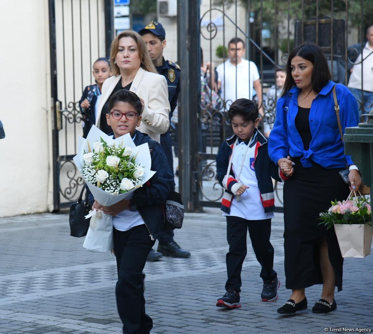 Bu gün Azərbaycanda Bilik Günüdür (FOTO)