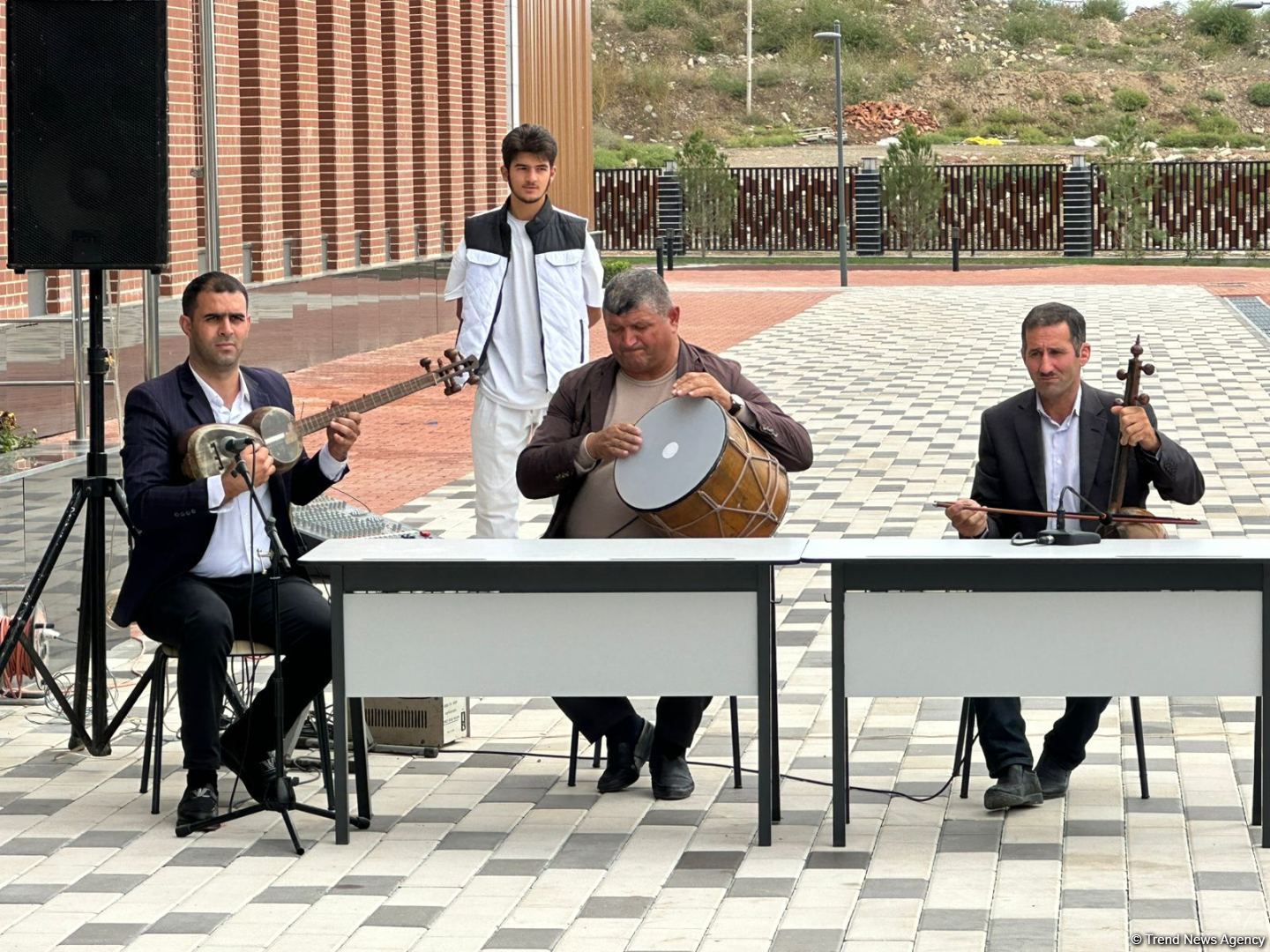 Füzulidə 30 ildən sonra ilk Bilik Günü - Nazir də iştirak etdi (FOTO)