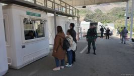 Aralarında Rusiya və Ermənistan vətəndaşları olan daha 79 nəfər Qarabağı tərk edib (FOTO)