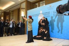 Bakıda itkin düşmüş şəxslərlə bağlı beynəlxalq tədbir keçirilir (FOTO) (YENİLƏNİB)