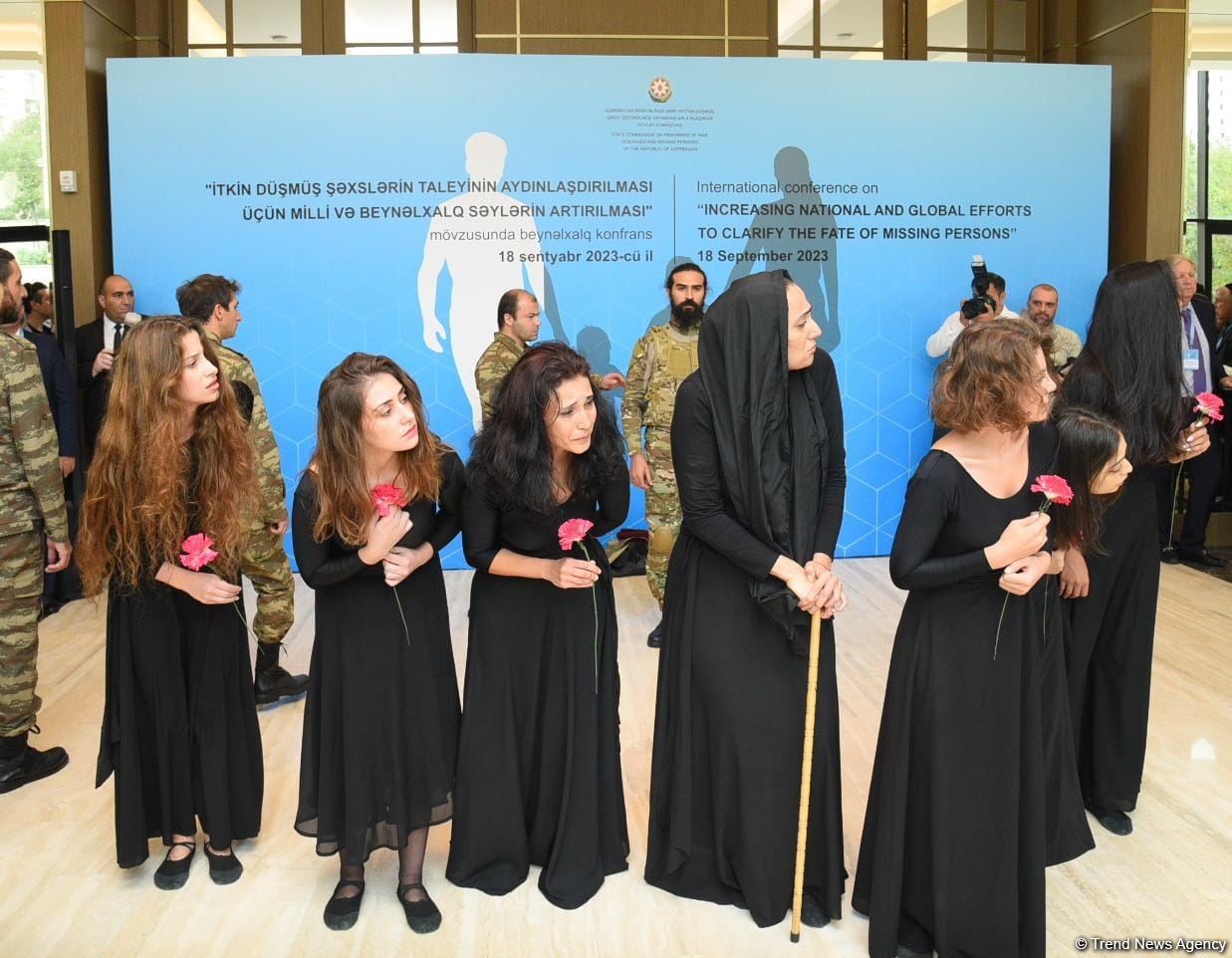 Bakıda itkin düşmüş şəxslərlə bağlı beynəlxalq tədbir keçirilir (FOTO) (YENİLƏNİB)