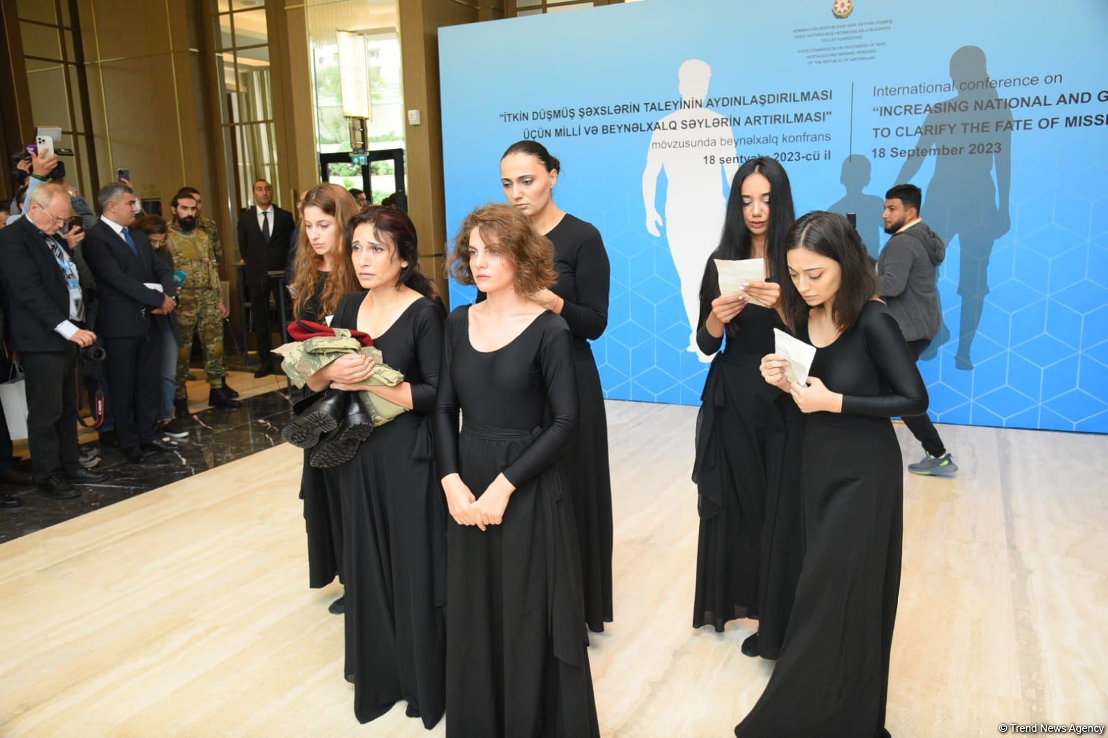 Bakıda itkin düşmüş şəxslərlə bağlı beynəlxalq tədbir keçirilir (FOTO) (YENİLƏNİB)